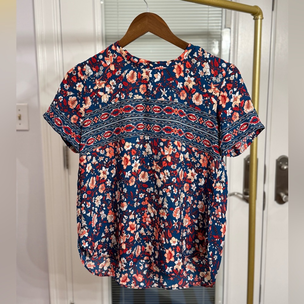 ANN TAYLOR LOFT • Floral Patterned Women's Top